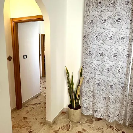 Il Rifugio Storico In Piazza דירה