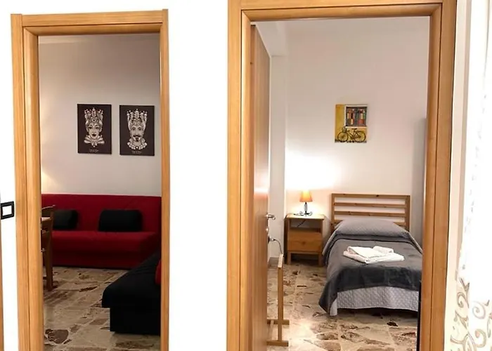 Il Rifugio Storico In Piazza דירה אוגוסטה