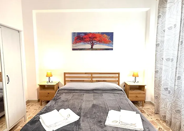 Il Rifugio Storico In Piazza *